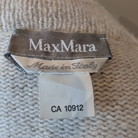 MaxMara V-neck sweater twin set in soft wool, viscose & cashmere Size XL - Picture 12 of 17